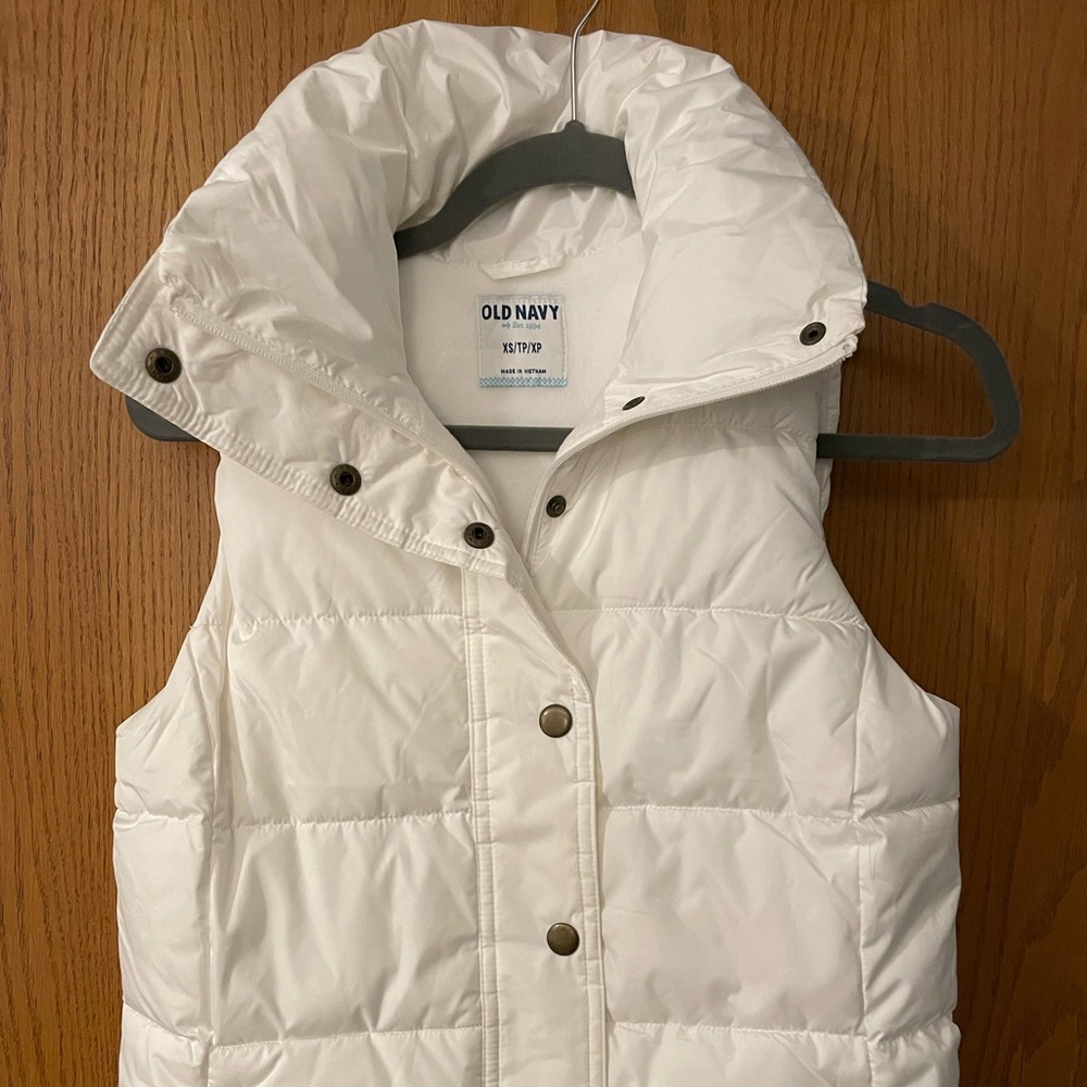 Old Navy Puffer Vest